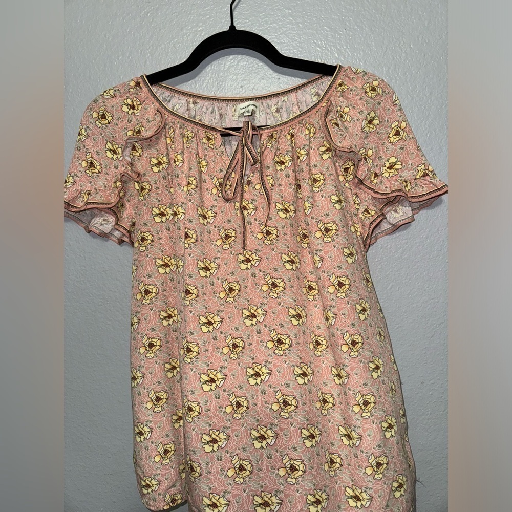 Max Studio Rayon Floral Flutter Sleeve Top, Size Small - Picture 6 of 6